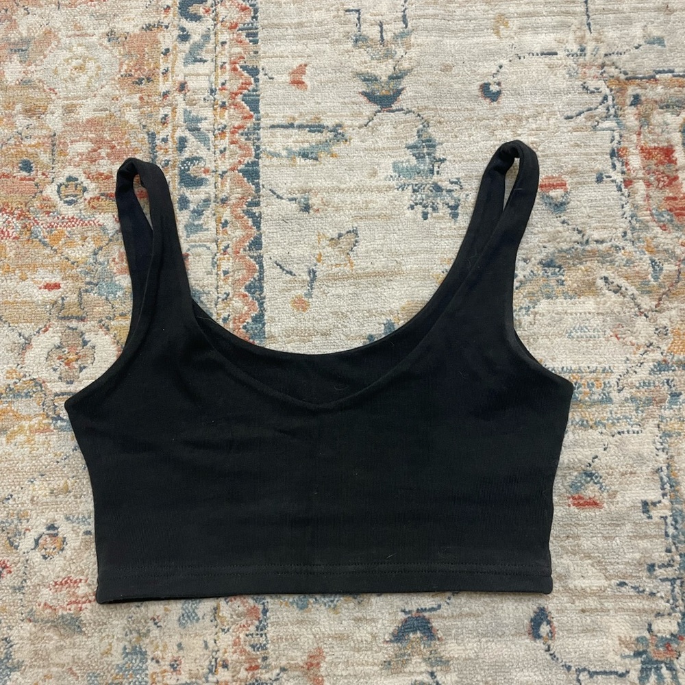 brandy melville cropped top